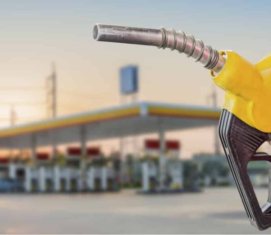 Auxílio Combustível pode pagar R$ 250 a motoristas em breve; saiba mais